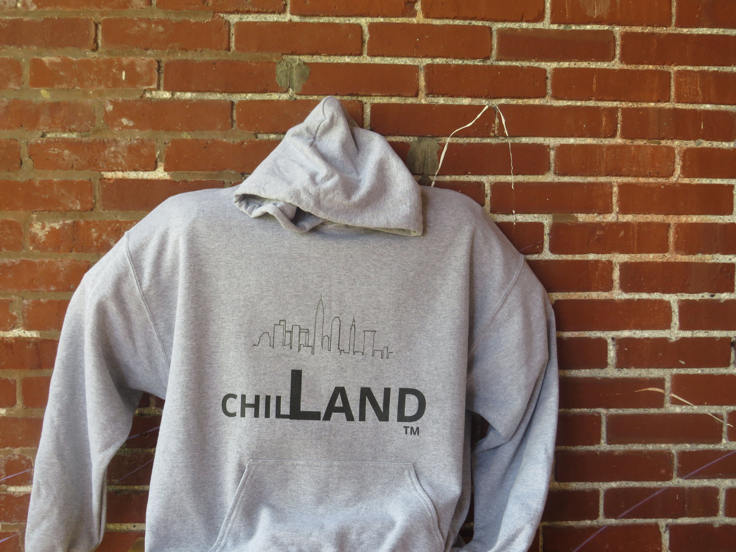 ChiLLAND N The Hoodie